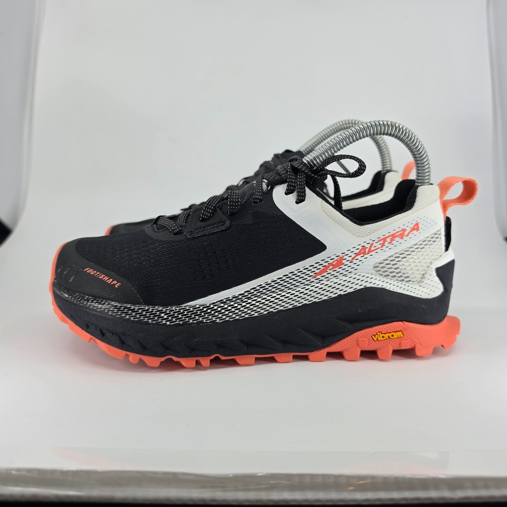 Altra Trail Running Shoe Womens Size 6.5 Black White Olympus 4 Trail Footshape